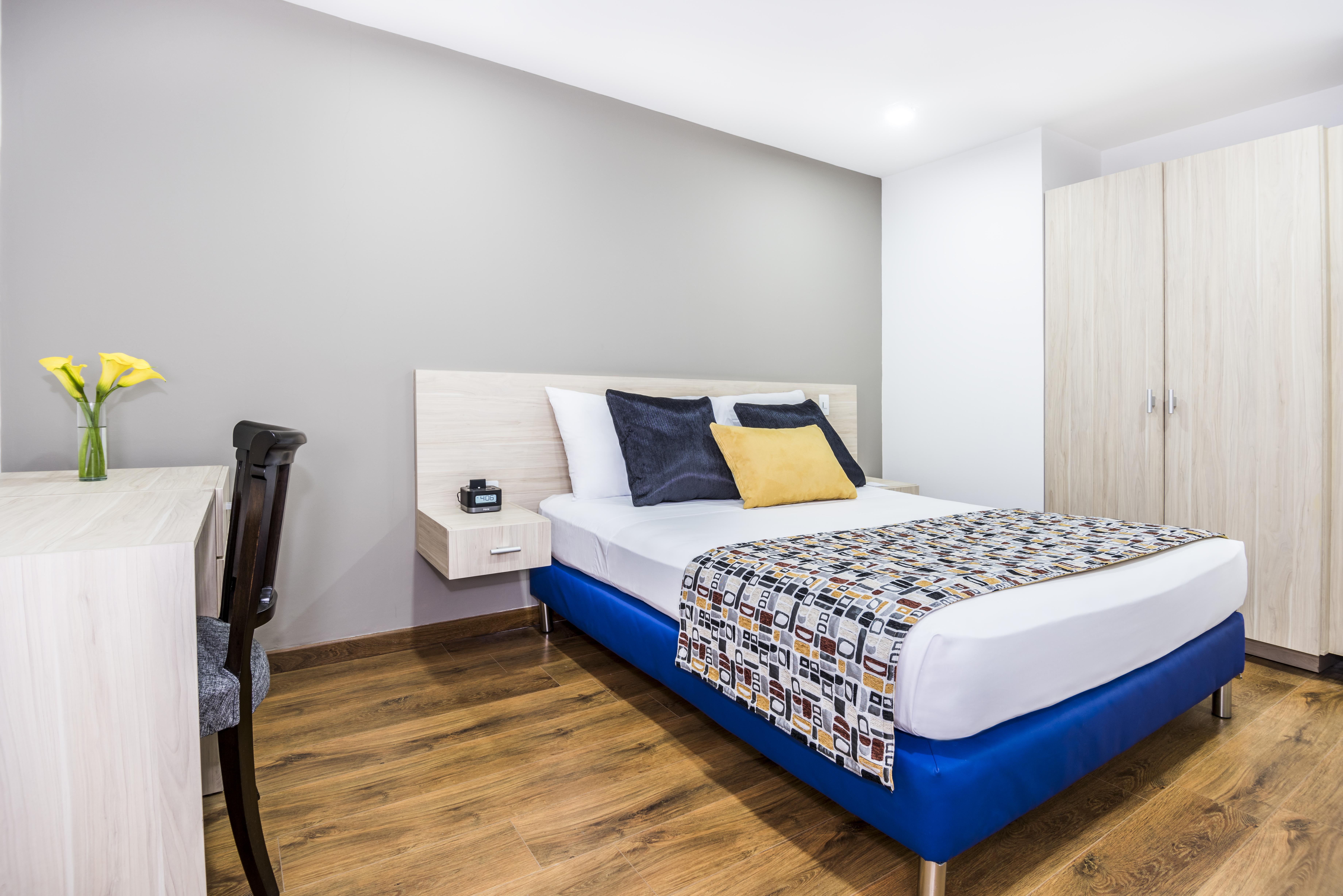 Hotel Asturias Меделин Екстериор снимка