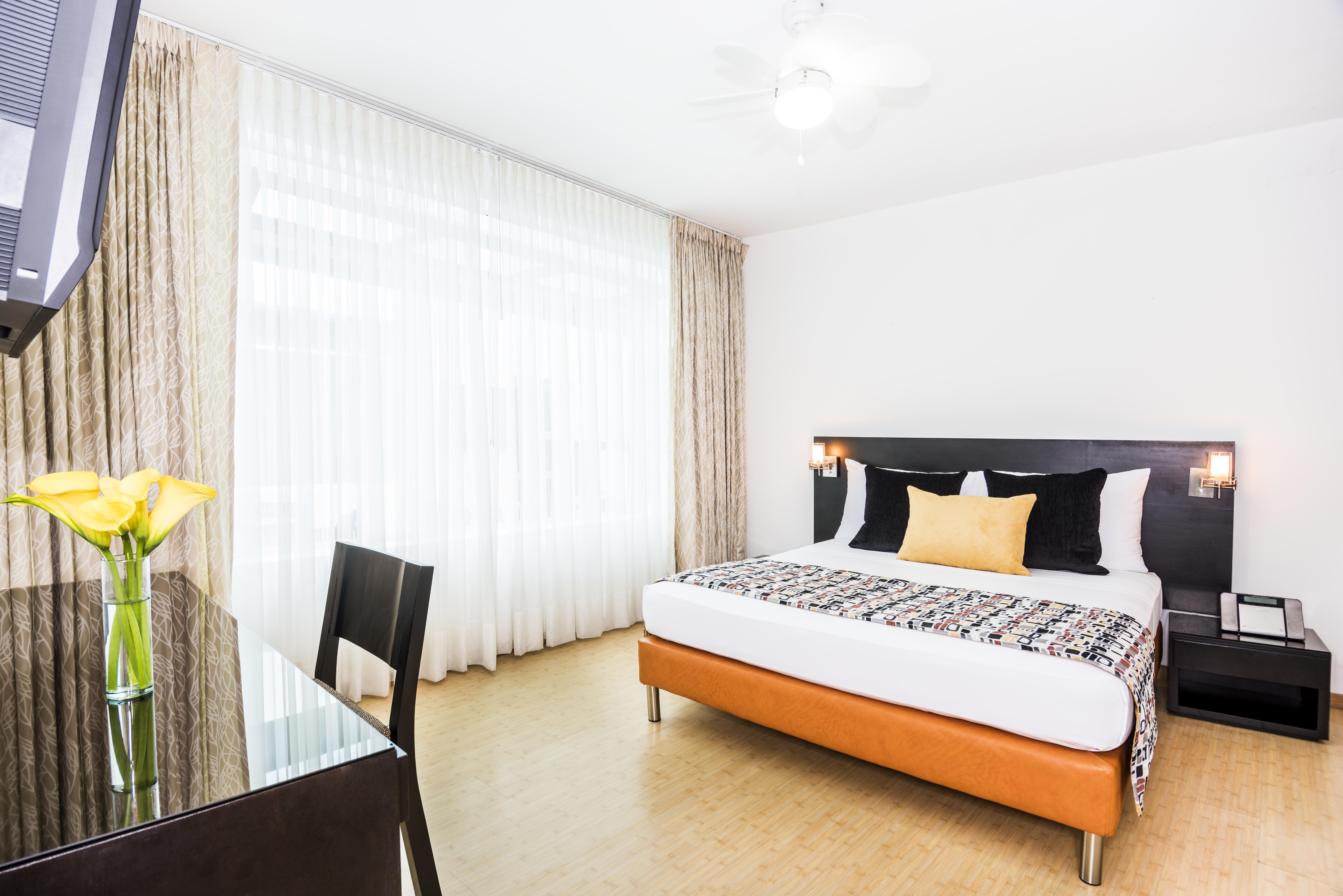Hotel Asturias Меделин Екстериор снимка