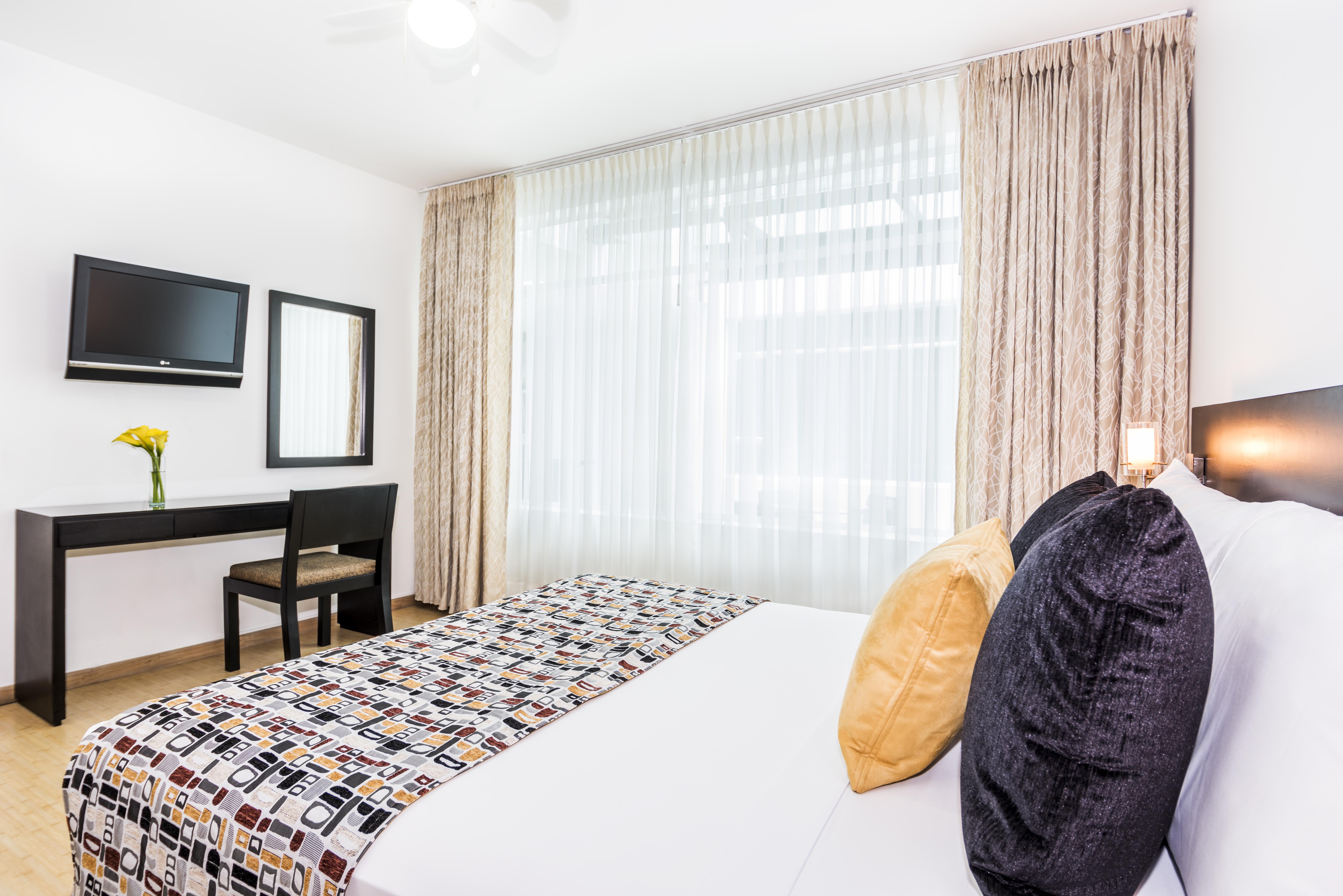 Hotel Asturias Меделин Екстериор снимка