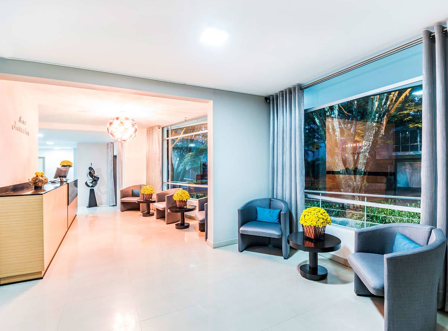 Hotel Asturias Меделин Екстериор снимка