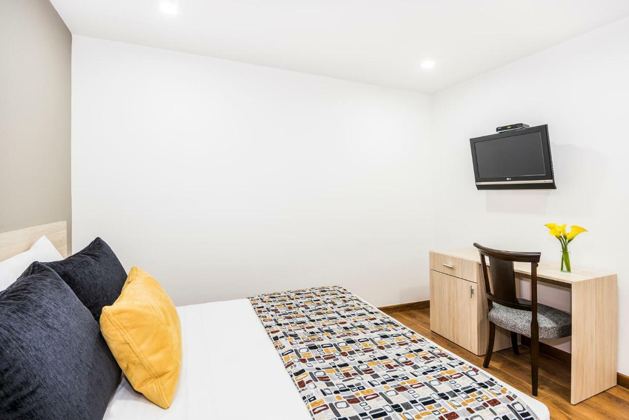 Hotel Asturias Меделин Екстериор снимка